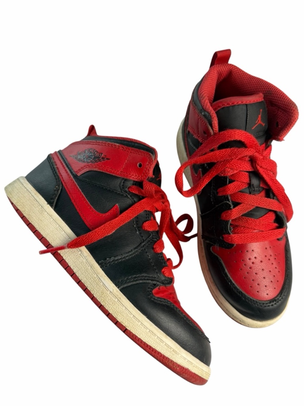 Nike Air Jordan 1 Sneakers 13.5 child Mid SE Black red boys Athletic shoes